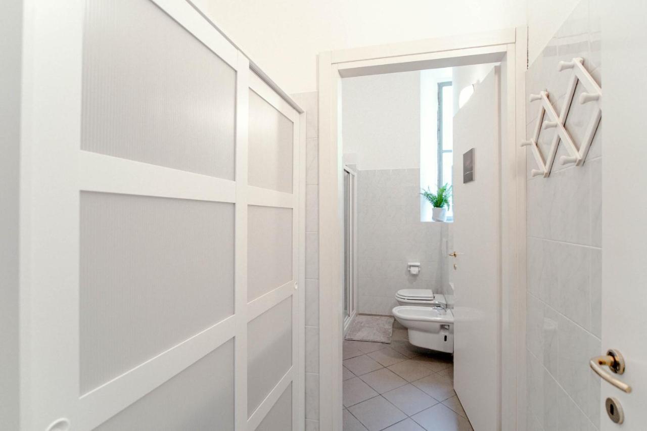 Downtown Rooms Комо Экстерьер фото
